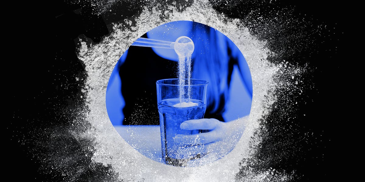Scoop of supplement powder
