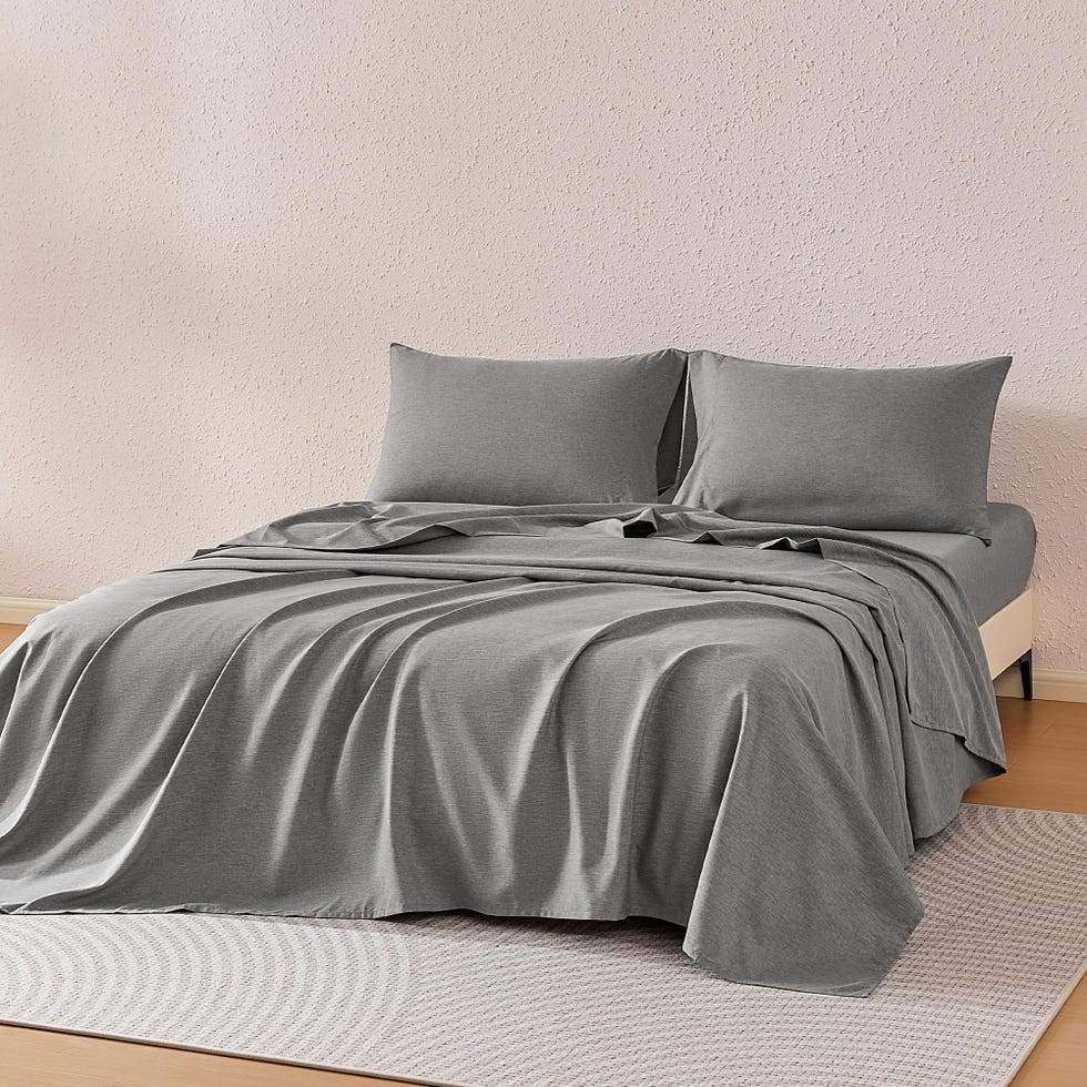 Cationic 4-Piece Bedding Set