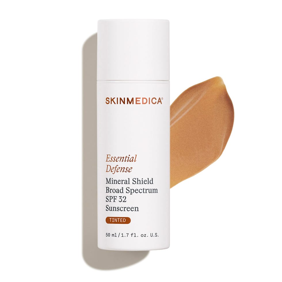 Essential Defense Mineral Shield Broad Spectrum SPF 32 Sunscreen Essential Defense Mineral Shield Broad Spectrum SPF 32 Sunscreen