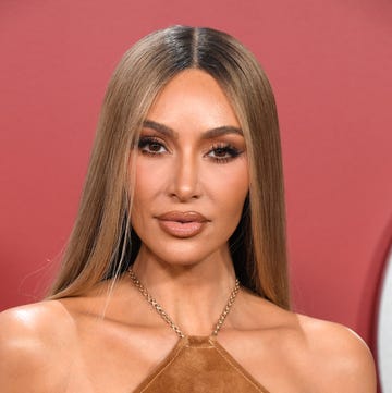 kim kardashian pores