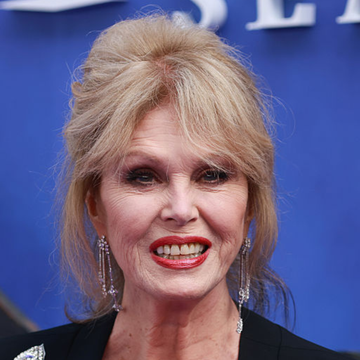 joanna lumley skin lift